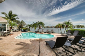 Paradise Point - Secluded Waterfront Oasis near the Beach